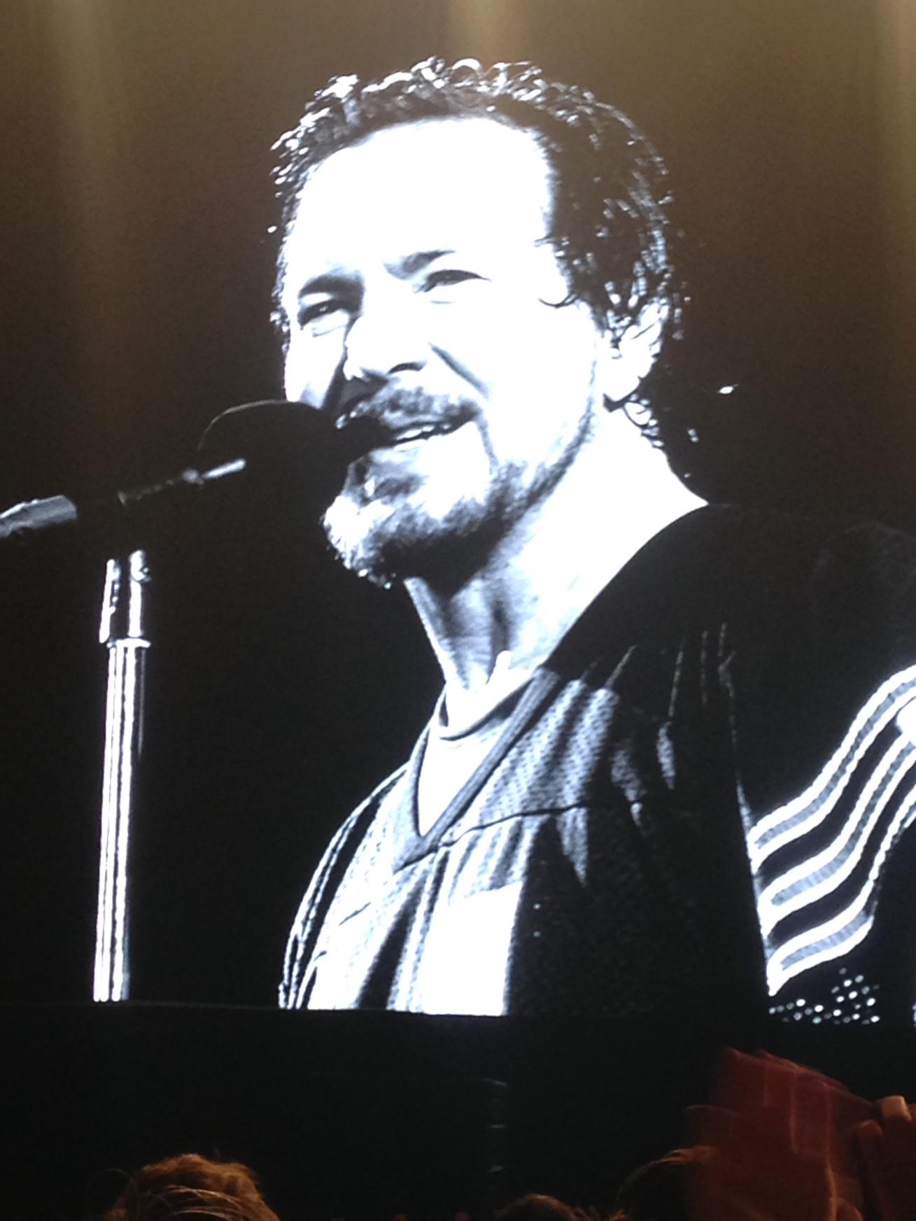Happy 50th bday to a man who has brought joy to millions. Thank you vedder 