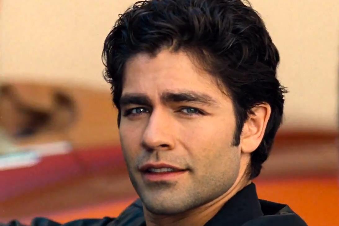 HYPEBEAST's tweet photo. The gang's (finally) all here. Watch the official trailer for the @entouragemovie on our site: http://t.co/bEftBJKCRA http://t.co/p6LNpIneHb