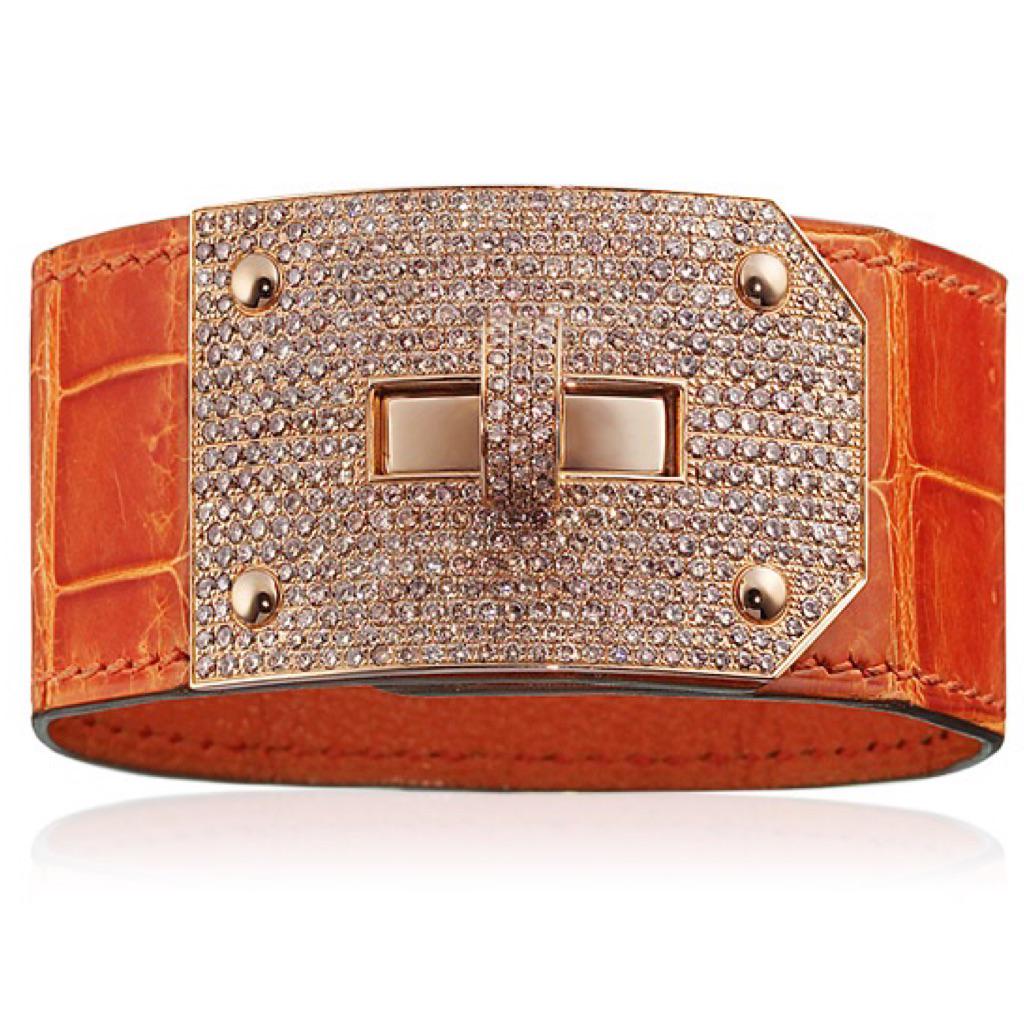 DVS_Vlogs's tweet image. HERMÈS Bracelet
#HERMÈS #ImDVSStyle #DavidVSeiler #ItsDavidVStyle