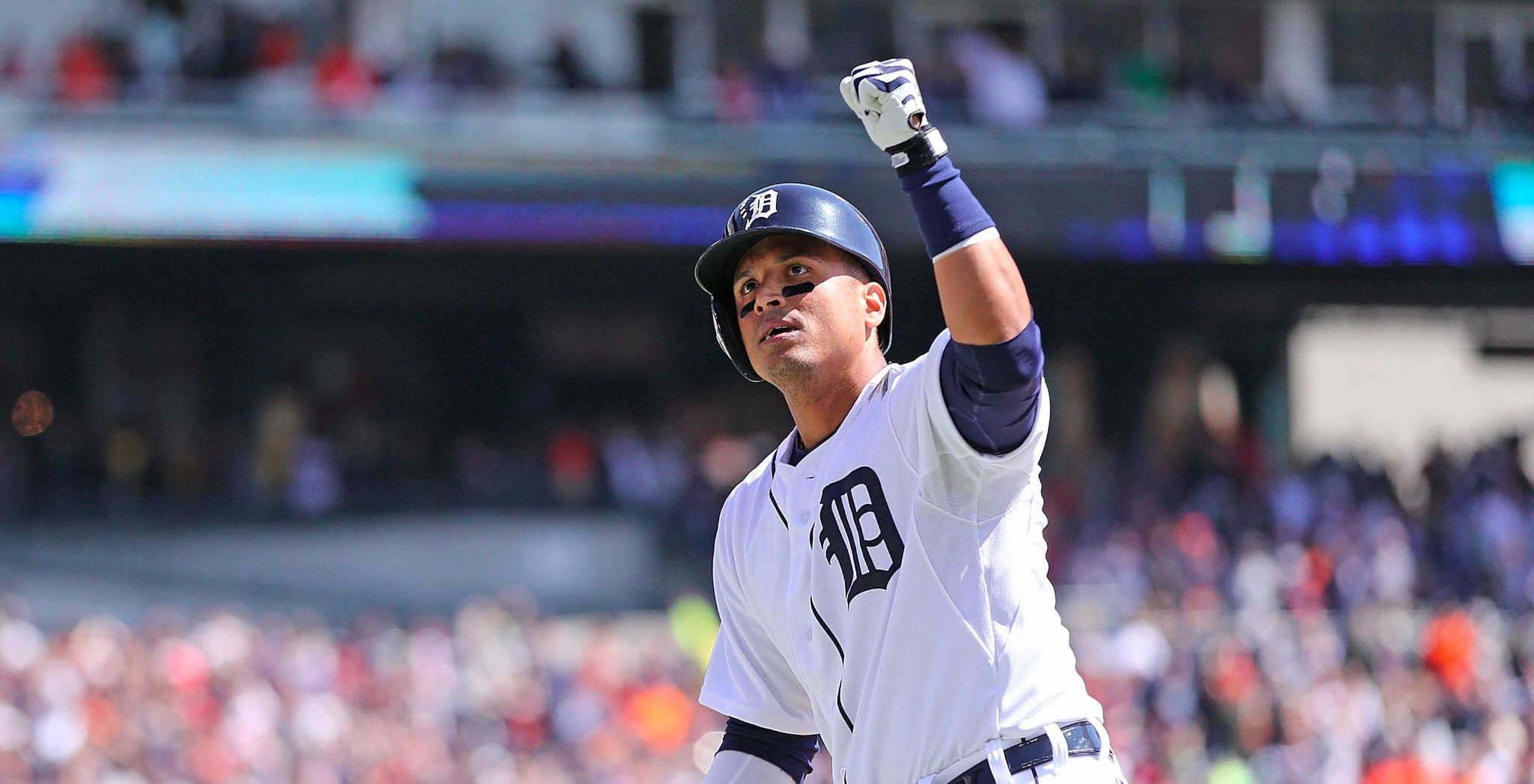 Happy 36th birthday to one of the best hitters in baseball, Victor Martinez. 