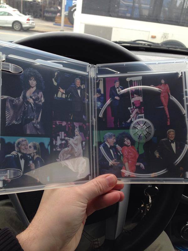 OMGaga_'s tweet photo. #CheekToCheekLive http://t.co/pST4v4iKLS