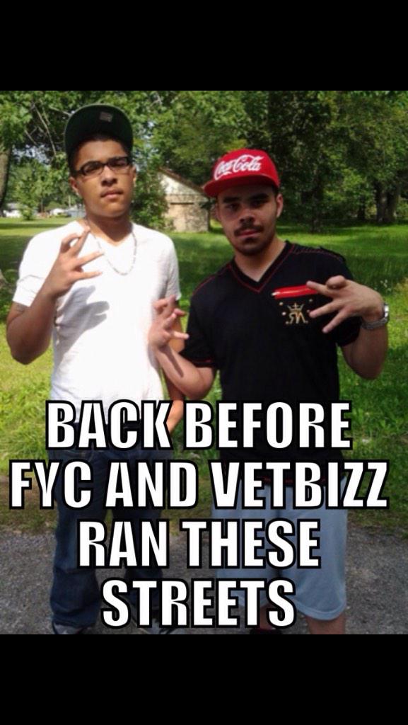 King_KDubb's tweet image. “@MellOnTheMoon: "@WarrenFinest: http://t.co/FY433t8nVi"” LOL they silly for that 😂