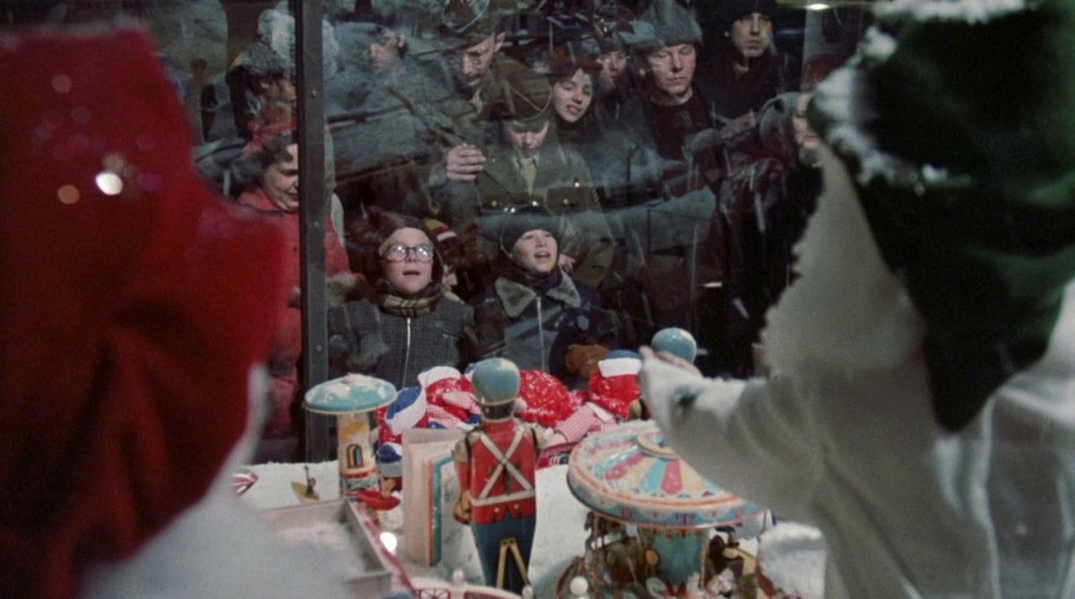 Dr Mikey On Twitter Oneperfectshot A Christmas Story 1983 Director Of Photography Reginald H Morris Director Bob Clark Http T Co 3a4sjgsczi
