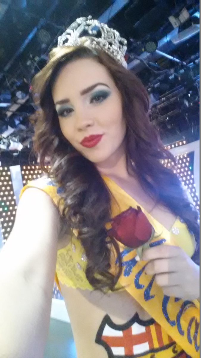 tcsoyelmejor's tweet photo. ¡RT si te gustó que @OanaAtrevidaTC sea la Reina del Clásico! Ella también estará y vivirá una #NavidadATREVIDA.

9PM http://t.co/ykaeOllNgf
