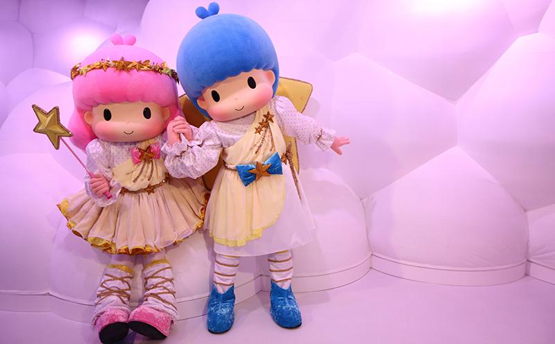 本日12月24日はリトルツインスターズ、キキ＆ララの誕生日！こわがりで