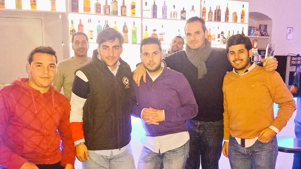 KllejonE's tweet photo. Primera noche del K-llejon, os esperamos a todos! http://t.co/xvCqvVn7gs
