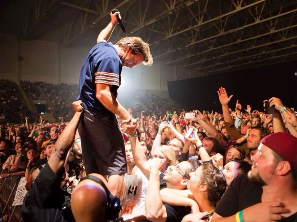 Dooobies's tweet photo. #Ev50
#HappyBirthdayEddieVedder http://t.co/30HpVeX9X7