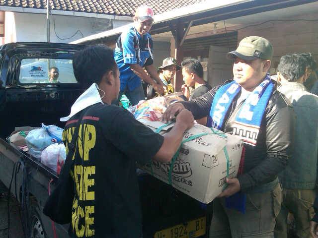 SuporterSnex's tweet photo. SneX peduli Bencana Tanah Longsor http://t.co/m9dst8CGTS