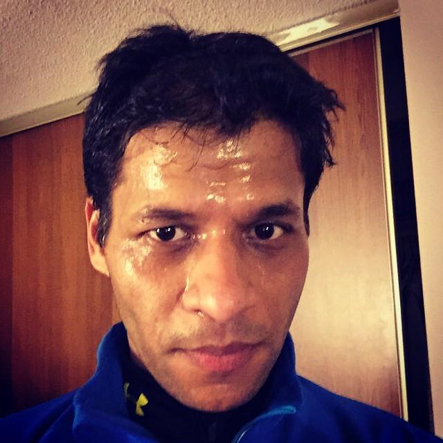 FitCalENGLISH's tweet image. @bhagat_ali posted Absolutely love it when I can break a sweat running outdoors on a winters day! #breakingSweat ...