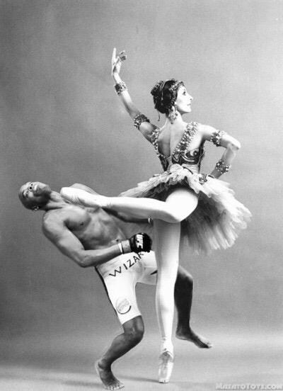 llovedancing's tweet image. When ballerinas meet UFC fighters
