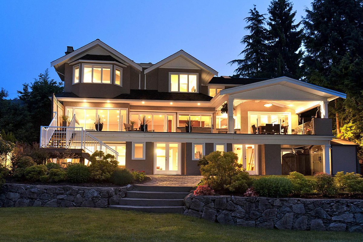 HSMInsurance's tweet image. Do you have a high value #home? You deserve top notch #insurance coverage for it! ow.ly/GneBP  #yyj