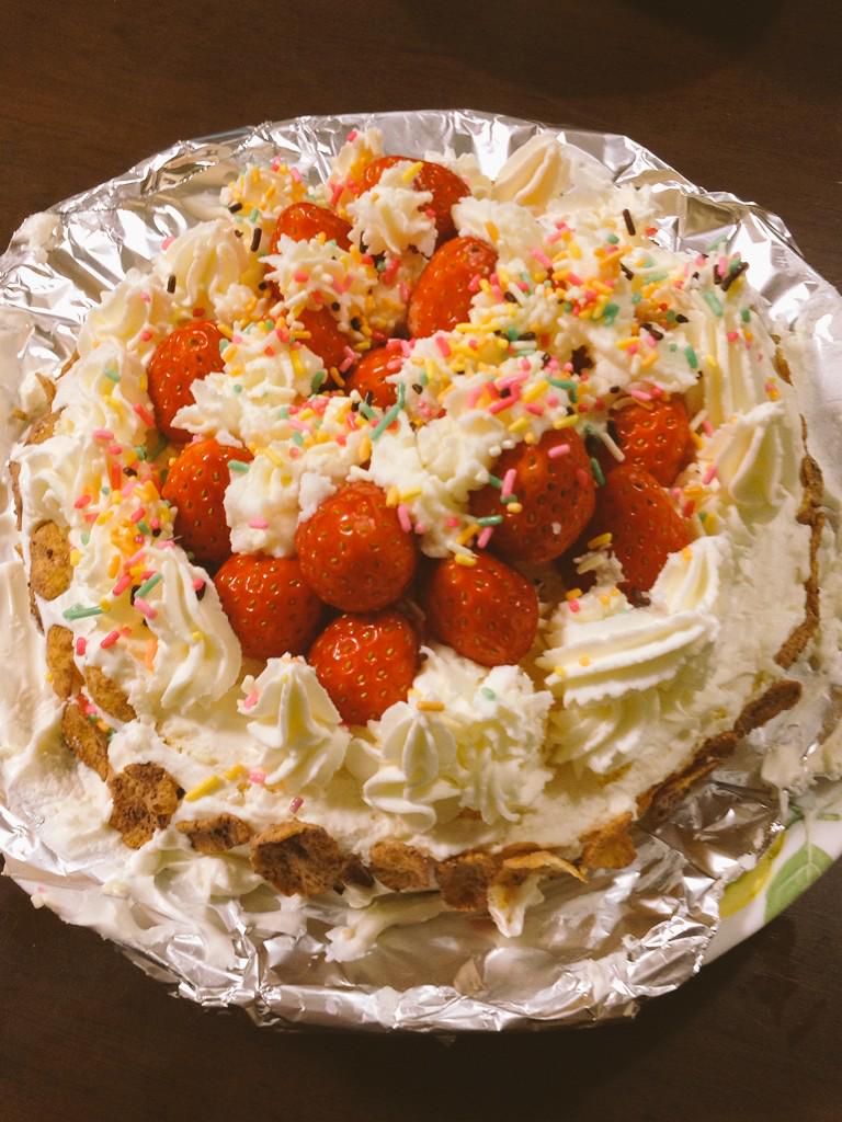 エミール Dccstars お子さん達の手作りケーキを囲んで素敵なクリスマスを送ることが出来て良かったですね B ありがとうございます 頭痛 今日は痛くないです エミール Dccstars お子さん達の手作りケーキを囲んで素敵なクリスマスを送ることが出来て良かったですね B ありがとうございます 頭痛 今日は痛くないです