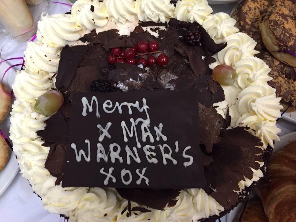 mahi_denish's tweet photo. Merry Christmas to all colleagues &amp; customers in warners. Have a blessed one xx http://t.co/Zgi9MES1Eo