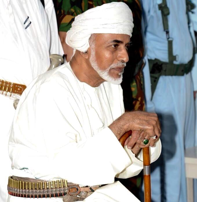 faisal_alharth3's tweet photo. #اللهم_متع_سلطان_البلاد_بالصحة والعافية
#حملة_دعاء_حتى_يعود_اللقاء
كل يوم وعُمان تزداد شوقاً
#قابوس
#ربيع الأول http://t.co/dDccdBjXvr
