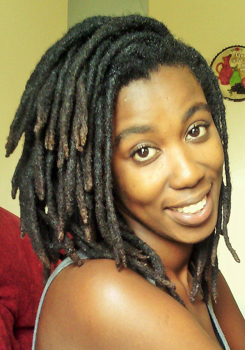 TheRetroBazaar's tweet photo. Catch SImthandile amongst other LIVE performances on Sun @CoolRunningsDBN...cc @Teabk http://t.co/FZ94b20UHJ