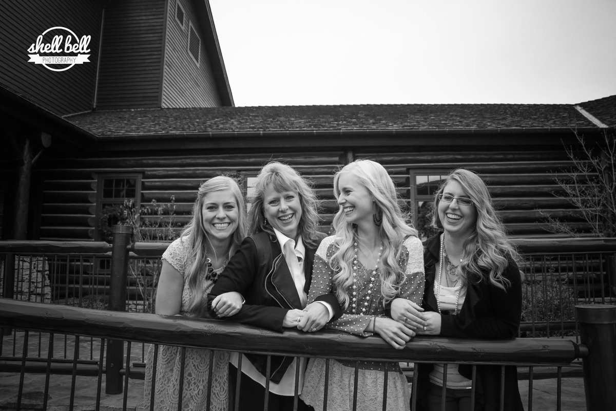 ShellBellPhotog's tweet image. The Toillion Family was so so Fun! - Sneak Peek