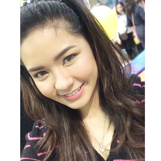 iamAndalioLoisa's tweet photo. Merry Christmas Eve everyone!! 😃🎄 http://t.co/2ThJ18aRuo
