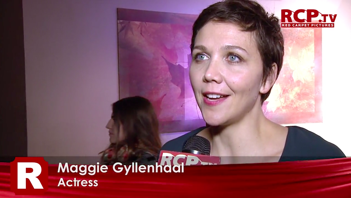 RedCarpetPics's tweet photo. #Video | @NYWIFT Honors Greats @MGyllenhaal, @IamWandaSykes, Bailey &amp; @CondeNast's Ostroff | http://t.co/ue5wUOz2My http://t.co/EUjVeMtkf5