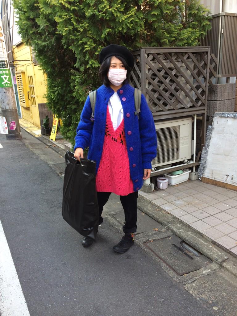 天沢もとき در توییتر 美大ファッションのファイン系 油画科 をイメージして高円寺で購入 油画科卒の方がコーディネート参加してくれてリアル 上がだるーんとしてるのがポイント ビフォーアフター 美大ファッションを探るツアー Http T Co Ef8xsanp1f