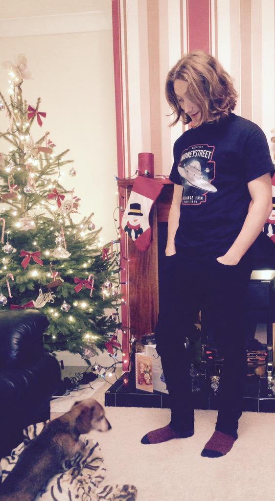 wickedwiz28's tweet photo. Merry Christmas everybody!!!!
Christmas eve gonna be good!
#ChangeIn2015 #Christmas http://t.co/lzqbiFs7AS