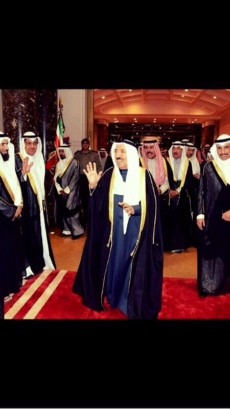 saidalbusaidi2's tweet photo. #عمان_ترحب_بالشيخ_صباح

ياهل ومرحبا بأمير الكويت..

تحيه سلام من دار السلاطين لديرة الكويت الغالية..

وصول السلامة"" http://t.co/3EVw7vMUF5