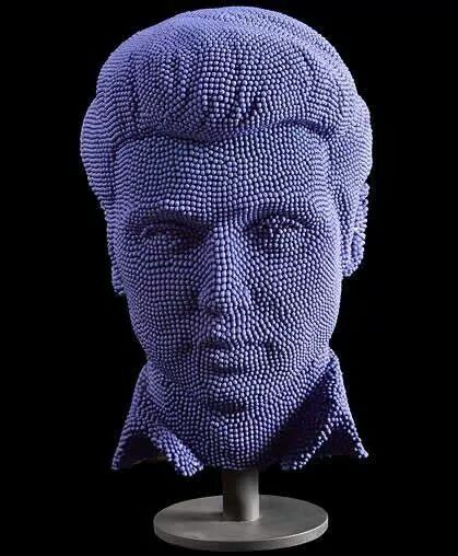 This amazing sculpture of Elvis was made by David Mach using 50 000 matches.