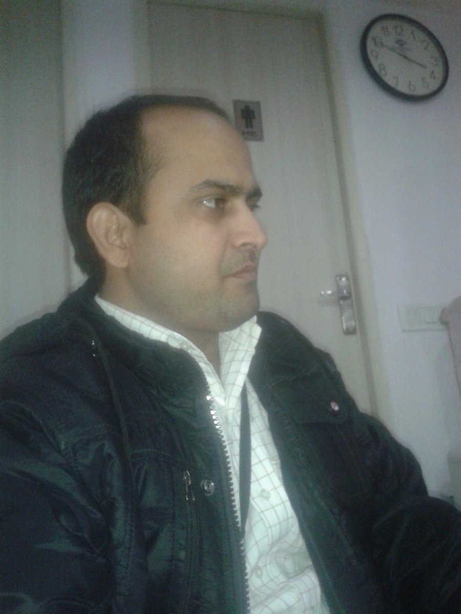 smurujitendra's tweet photo. #karmatech @KarmatechMedia  Thinking about Gift..... http://t.co/GKRXbKFI2d