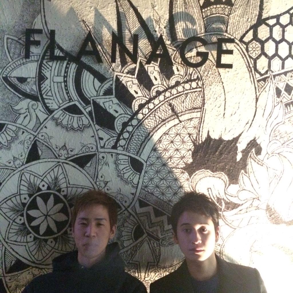 shusasaki_'s tweet image. ショーノっちとスズノスケ、遊びにきてくれてありがとう！
活きのいい可愛い後輩で嬉しいです。
ショーノっちお土産ありがとう。スズノスケ、タートルネックニット購入ありがとう。感謝します！

#flanage