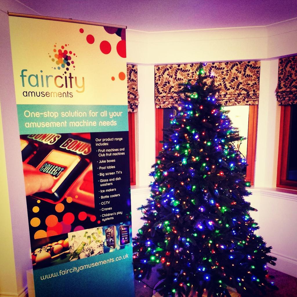 All at Fair City Amusements would like to wish everyone a Merry Christmas and a Happy New Year.