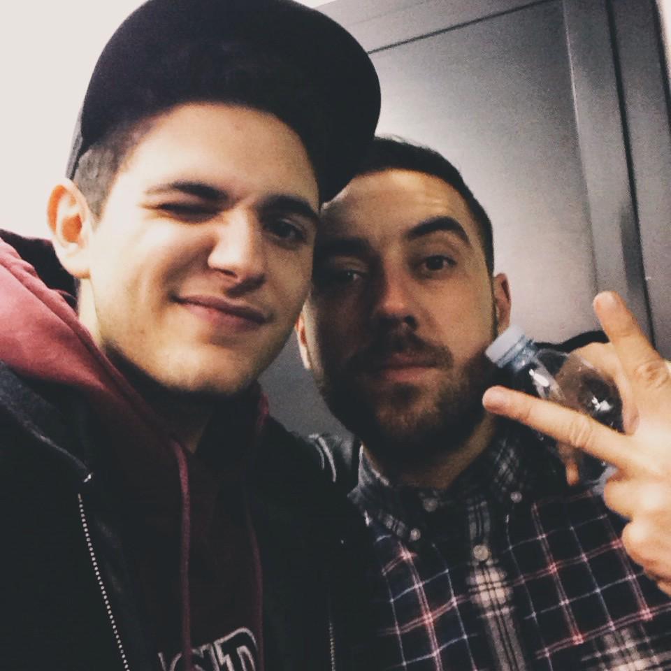 DavideSace's tweet photo. Con @COEZMUSIC. Ieri sera ha spaccato l'Atlantico. #Megainforma #giovanieforti http://t.co/9DzTN3vWb3