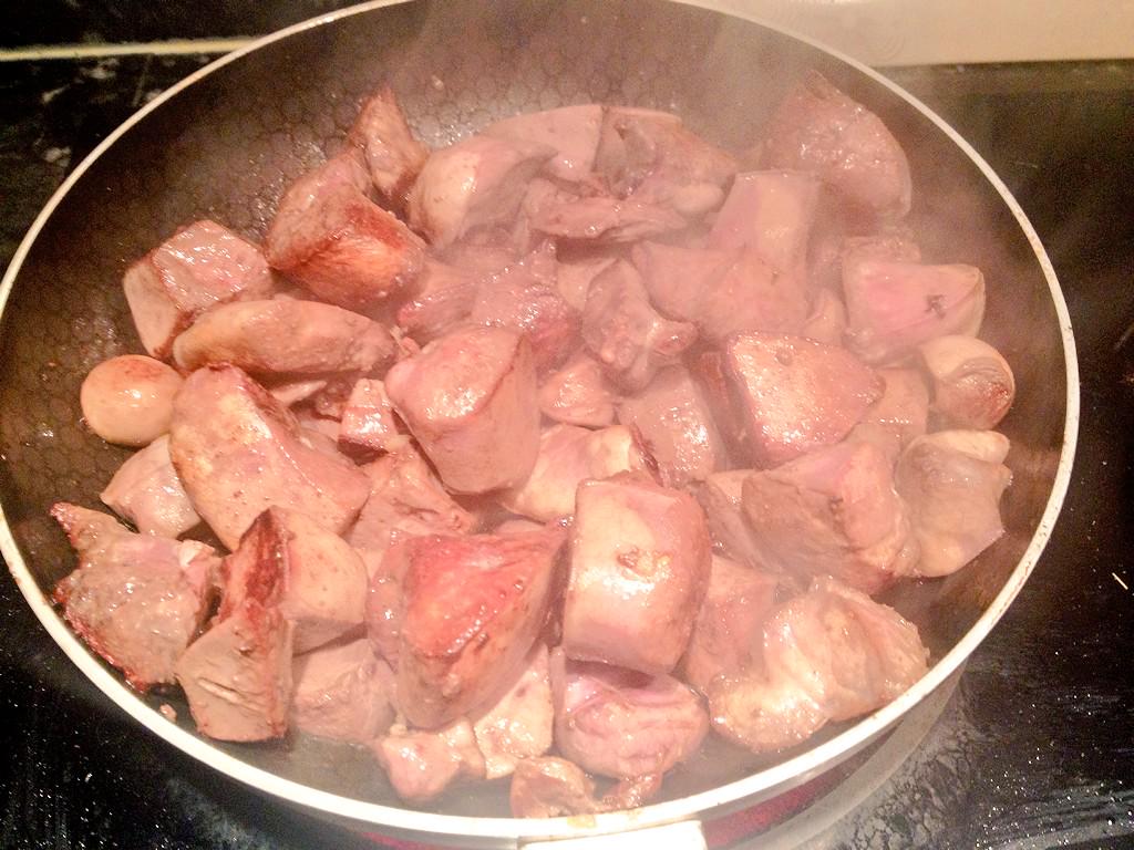 Mfuentesanz's tweet photo. #Interiores #Asadura #Cordero Feliz Navidad Salud Amor y mucho Sofrito para esta Nochebuena @luquechef @trompo1972 😉 http://t.co/LeOu9EkYwo
