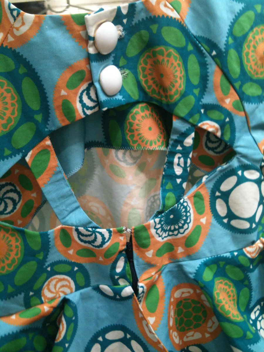 SheriseLShields's tweet photo. @FIDM "Behind-the-Seams" Putting the #pieces together. #ChairingStyles #Route66 @PDCdesigncenter #SheriseLShields http://t.co/rHroLjCO3B