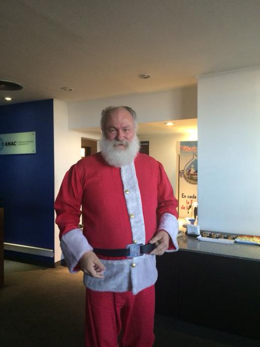 A mi ya me llego Papa Noel! Jajajaja @Aerolineas_AR yendo a Formosa! http://t.co/3KETD0p9Js
