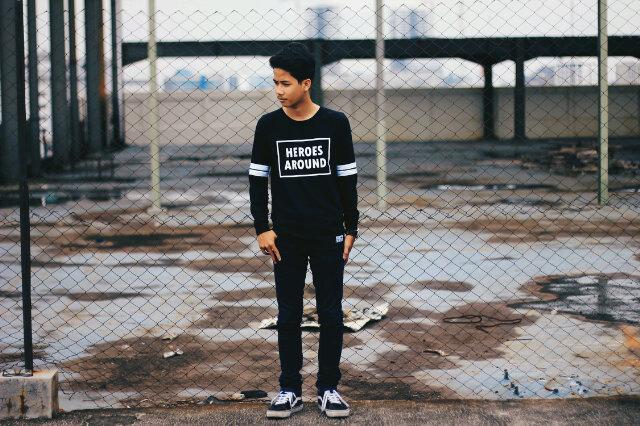 HYPE / S M L / IDR : 110.000 / Text : / +6287867886302