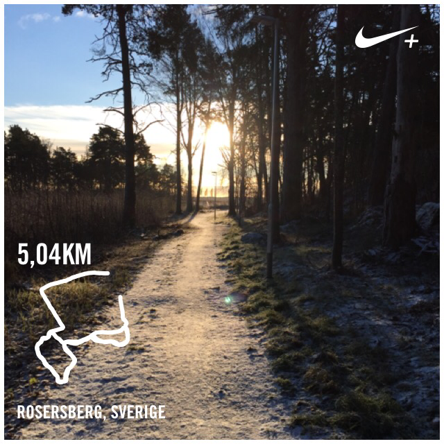 DNordbeck's tweet photo. Nothing like a X-mas run#merry x-mas I just ran 5,04 km with Nike+. http://t.co/dTt3mGAPUu #nikeplus http://t.co/PbbOFL52EU
