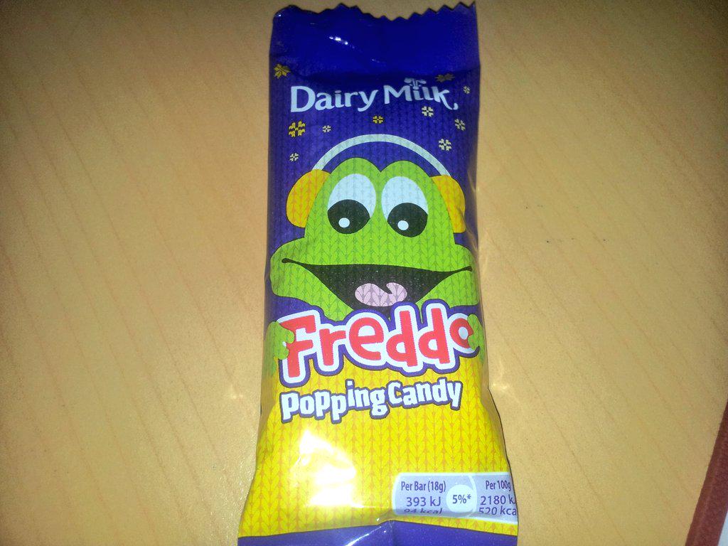 magshoisy's tweet image. This is as Christmassy as it gets just now #Freddobar #atwork