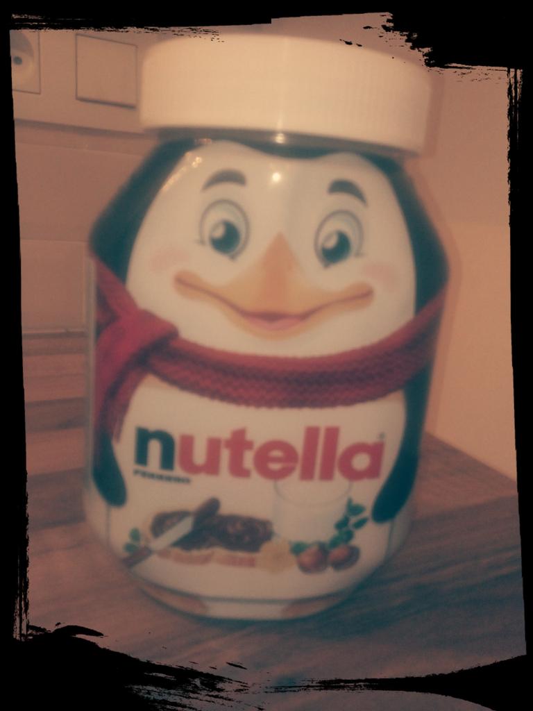 visibilityspots's tweet image. #tux really is taking over the world! @nutella #2015 #yearofthelinuxdesktop #Linux