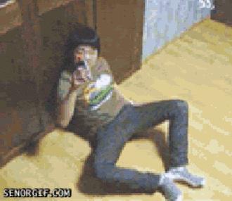 NotesFez's tweet image. Fire extinguisher is for the weak.
9gag.com/gag/aqZAo9p?re…