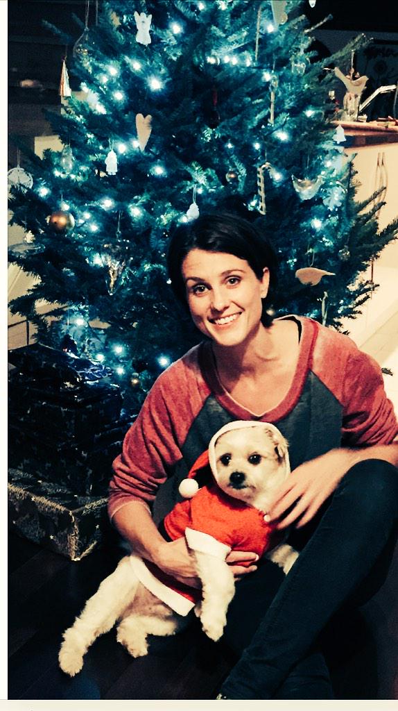 heatherpeace's tweet photo. Happy Christmas to one and all. May it be filled with fun, laughter &amp; love. Xxx http://t.co/uiTFXVcm6Y