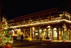 Capitol Yards wishes you a very happy and safe holiday! #OldSacramento #TheatreOfLights