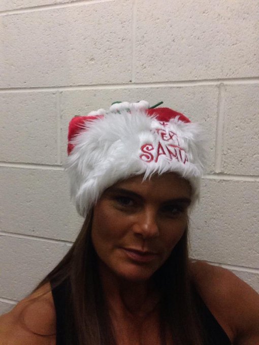 Xmas eve training at evolution gym Sheffield 2014 and it's party time at evo 💪😊🎅🎅 http://t.co/CEXfJ1<a href="/tag/baby"class="tags"><span>#baby</span></a>