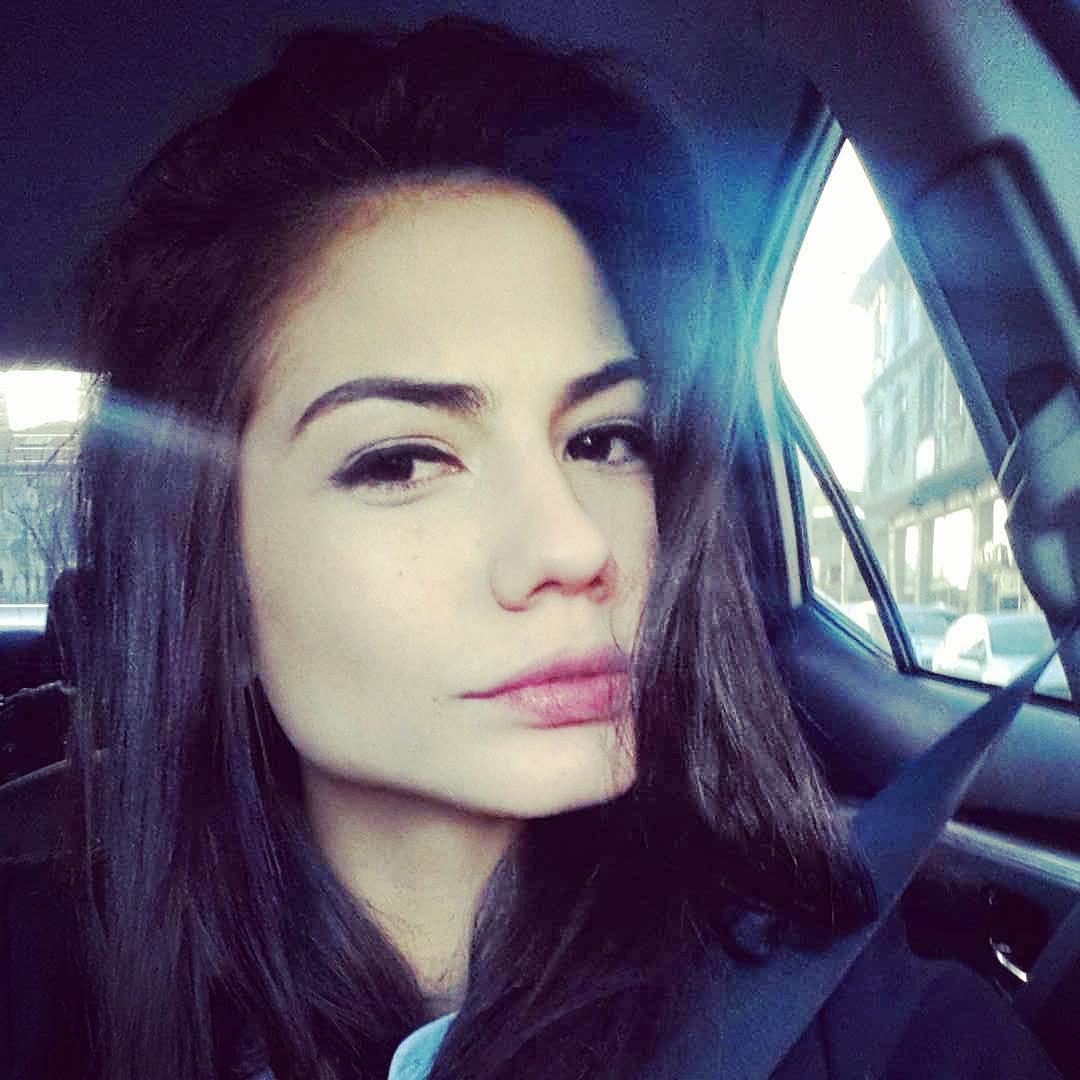dmtzdmr's tweet photo. Demetistlerin Demetist gunu kutlu olsun buda benden canlara .. 😊 http://t.co/WZ0LZ4pG9M