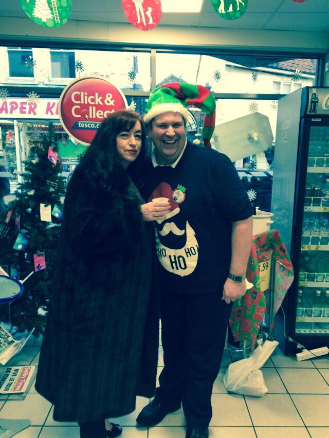 YorkTesco's tweet photo. Goodramgates very own Christmas helper, spreading the festive cheer! #mulledwinetasting @LloydEdwards @Nozzaldo http://t.co/1l5AgcgdE6