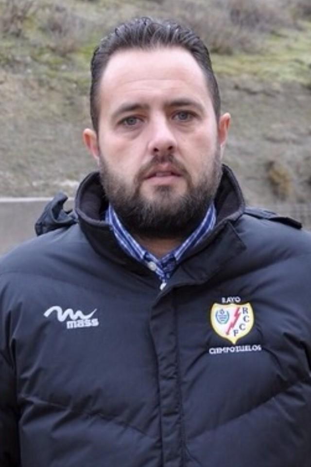 clubdobaciempo's tweet photo. COMUNICADO OFICIAL: Gustavo Muñoz ha sido destituido como entrenador de la primera plantilla. http://t.co/Sh20fElxUH
