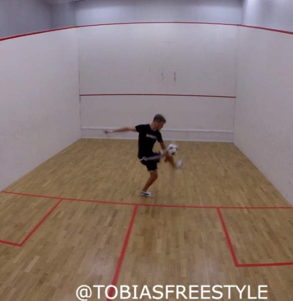 BHtalent's tweet photo. Merry Christmas from BH Talent. Watch one of @Tobiasfreestyle's best combos to celebrate
http://t.co/J3v4tL5Slo http://t.co/PScEmCh7Sg