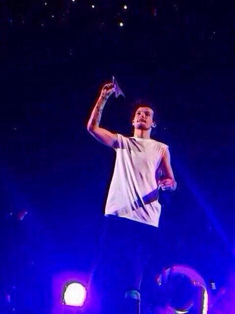 itsJustine_A's tweet photo. Not all children grow up 

#Happy23rdBirthdayLouis http://t.co/YTBoPCmwql