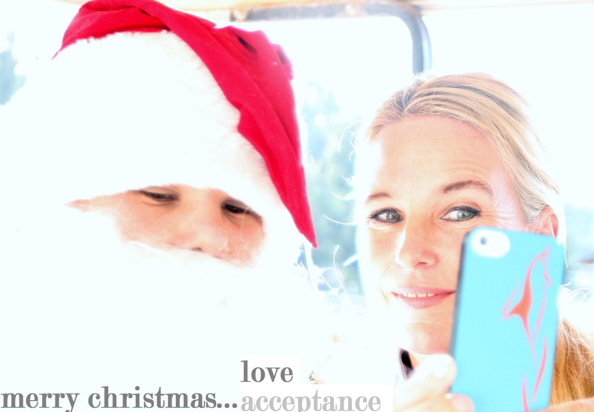 SurfersHealing's tweet photo. #MerryChristmas #love #acceptance
#alohaizzy http://t.co/ZH1kFnpkpg