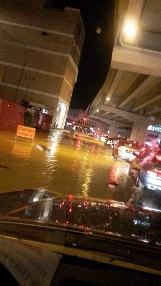 Embedded image permalink