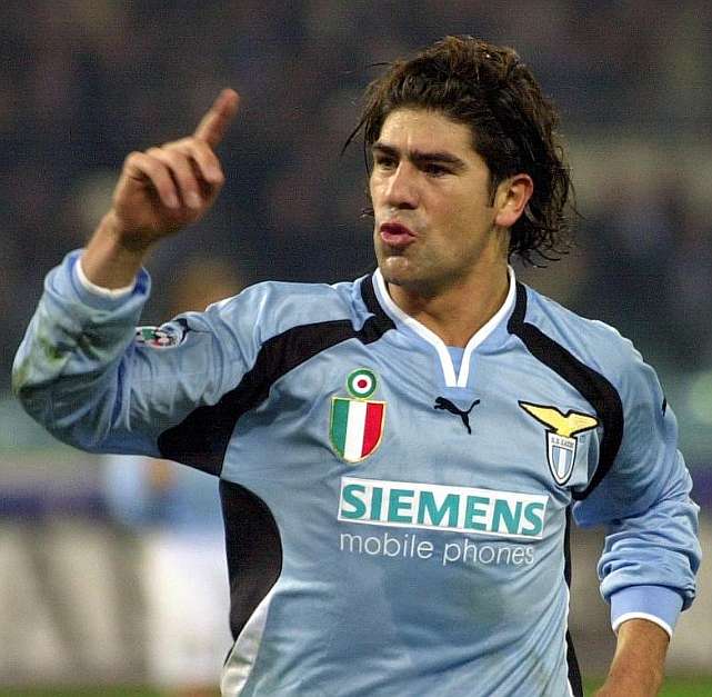 Makan2 ya broo \" Happy birthday Marcelo Salas! 