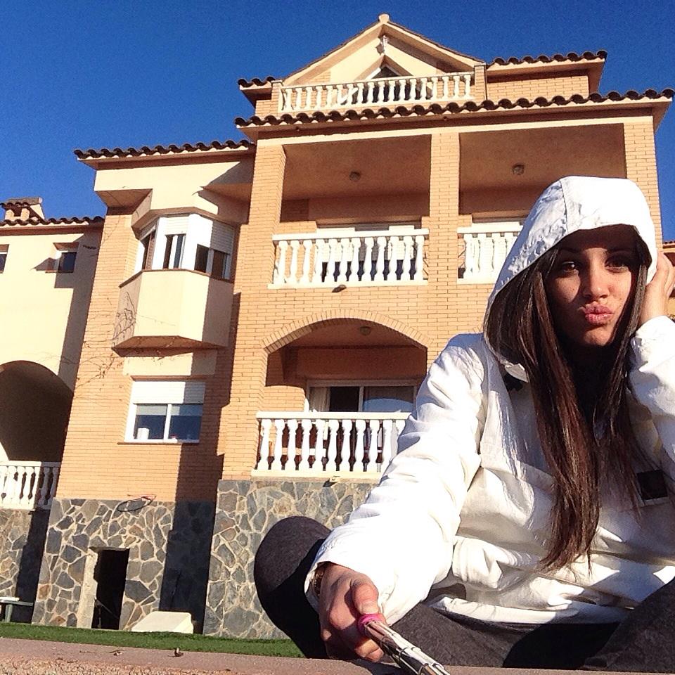 bbrendaperez's tweet photo. 🏡Mi paraíso☺️. #HomeMom👪 #Libertad🍀 http://t.co/hq7Un4G7J1